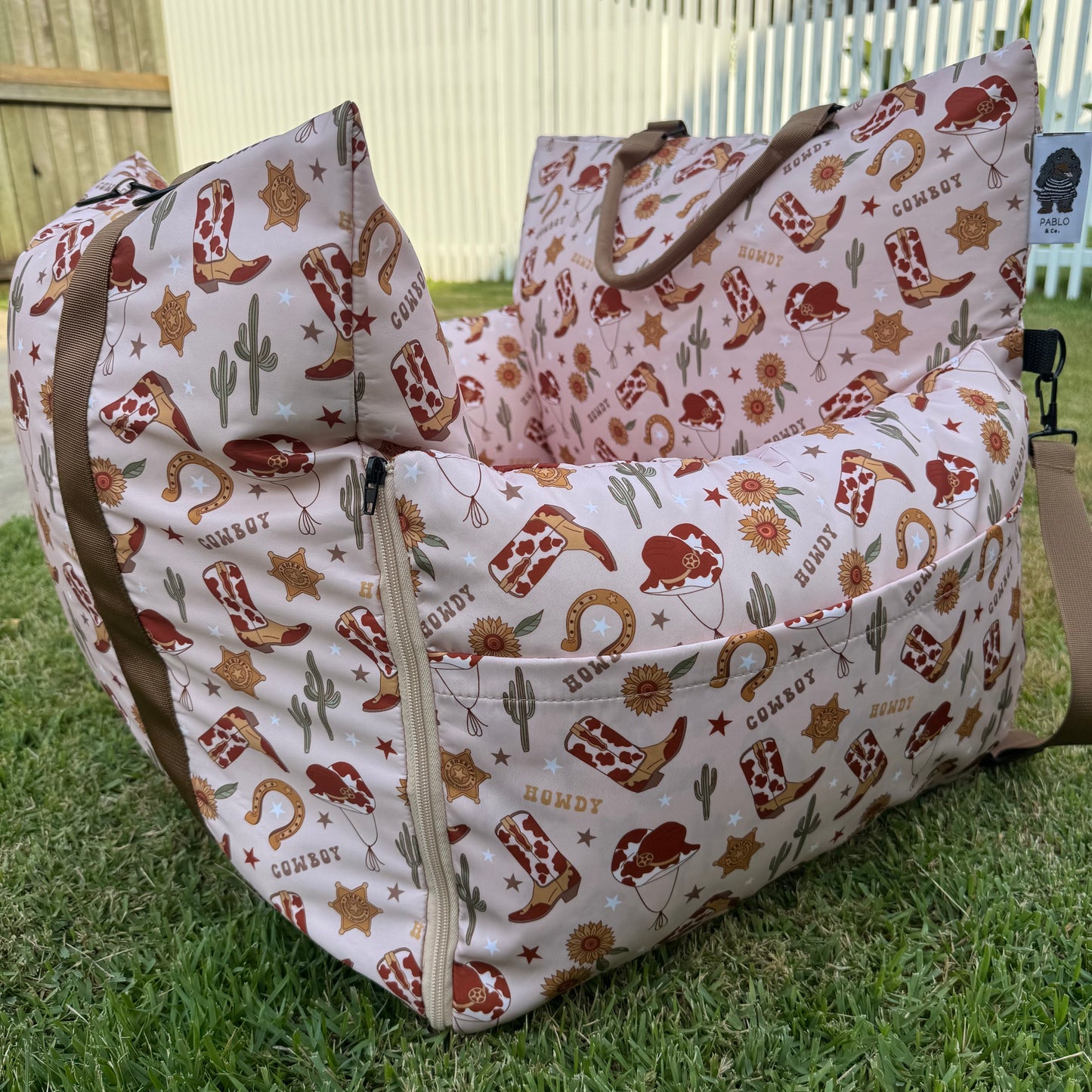 Deluxe Travel Car Bed: Howdy