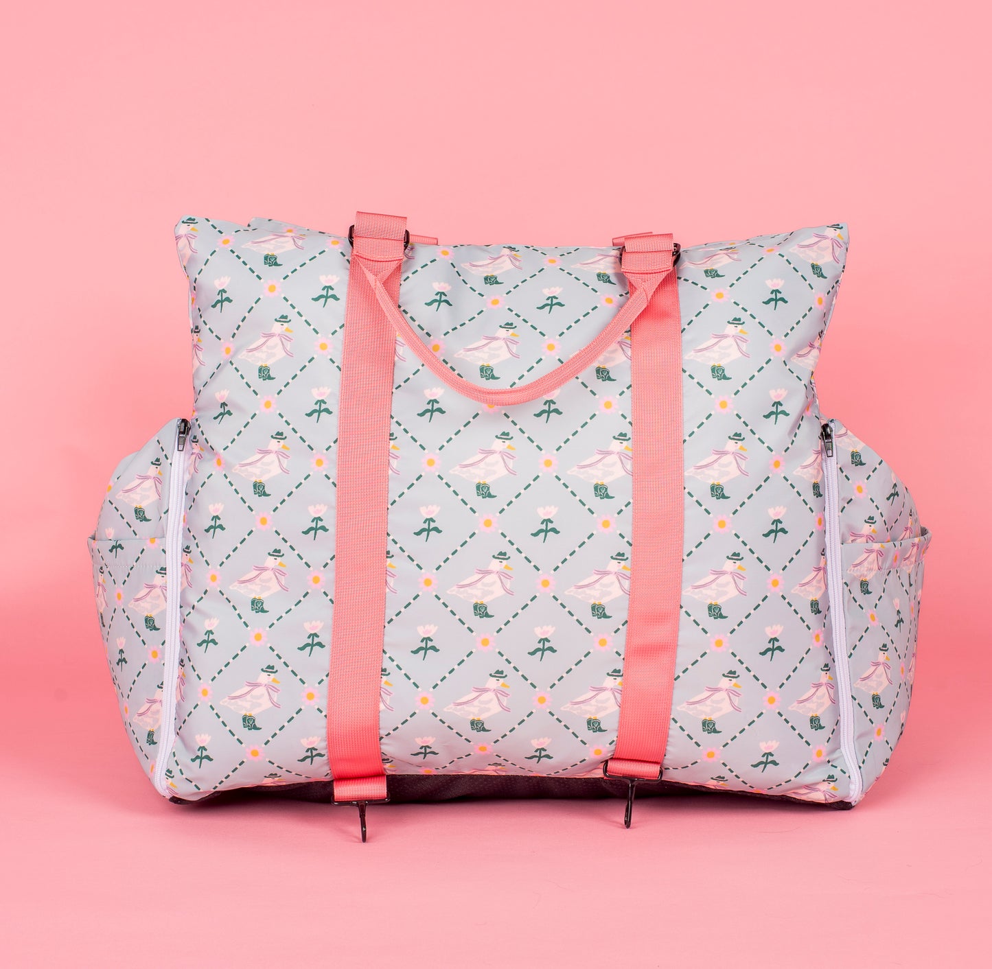 Deluxe Travel Car Bed: Silly Little Goose