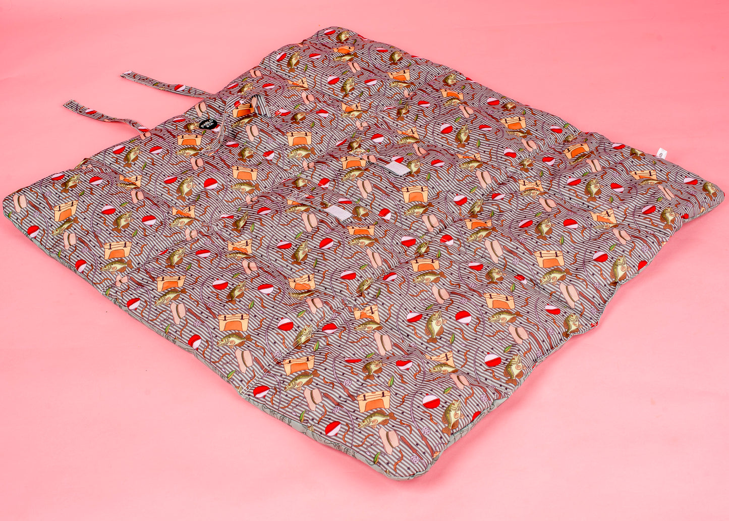 Deluxe Travel Mat: Gone Fishing
