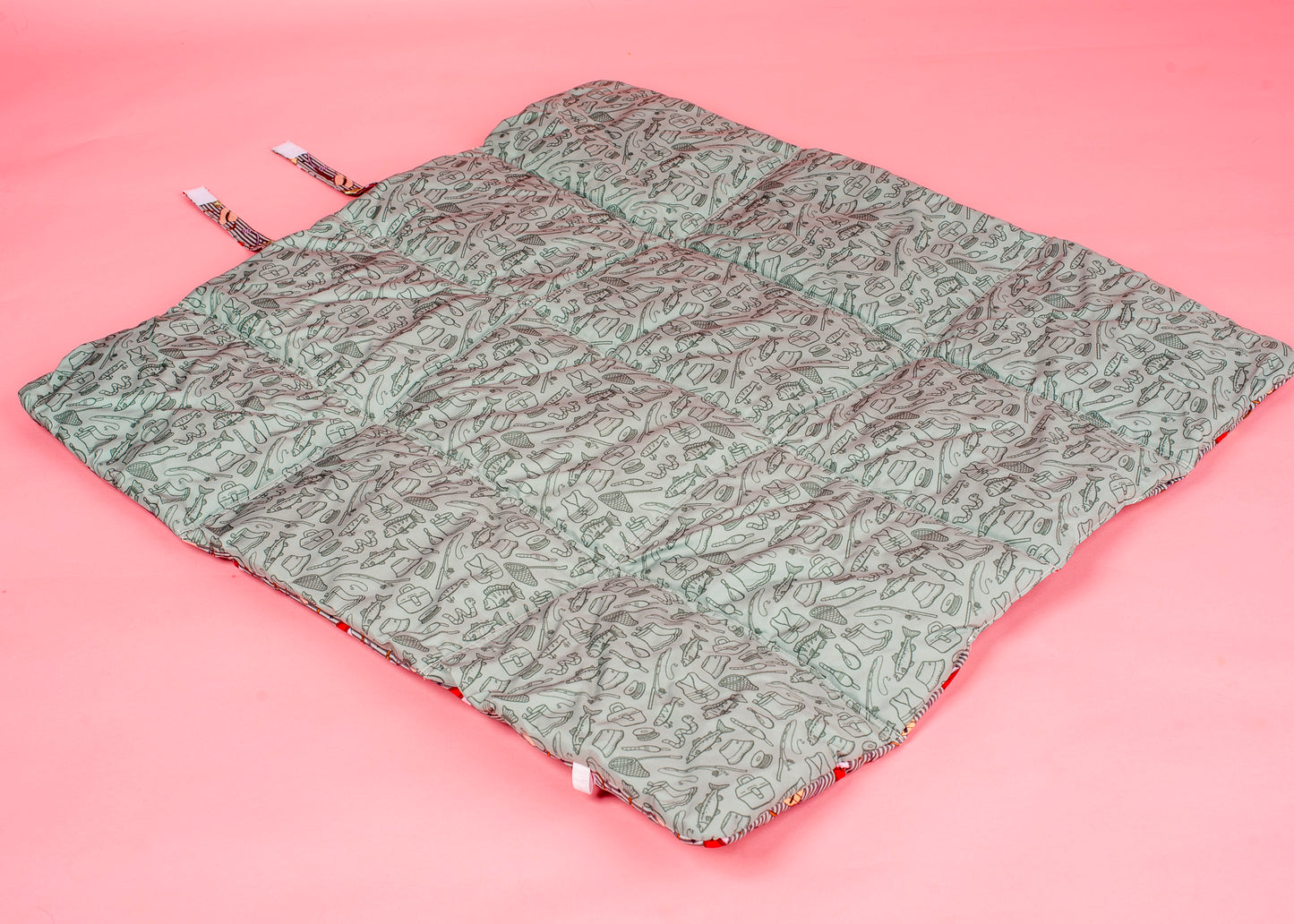 Deluxe Travel Mat: Gone Fishing