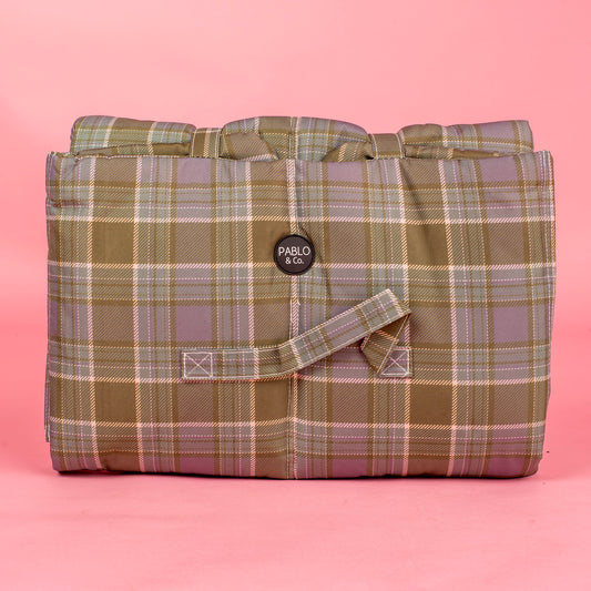 Deluxe Travel Mat: Green Plaid