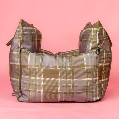 Deluxe Travel Car Bed: Green Plaid