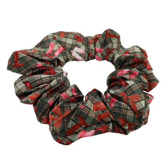 Wrapped in Ribbons: Scrunchie
