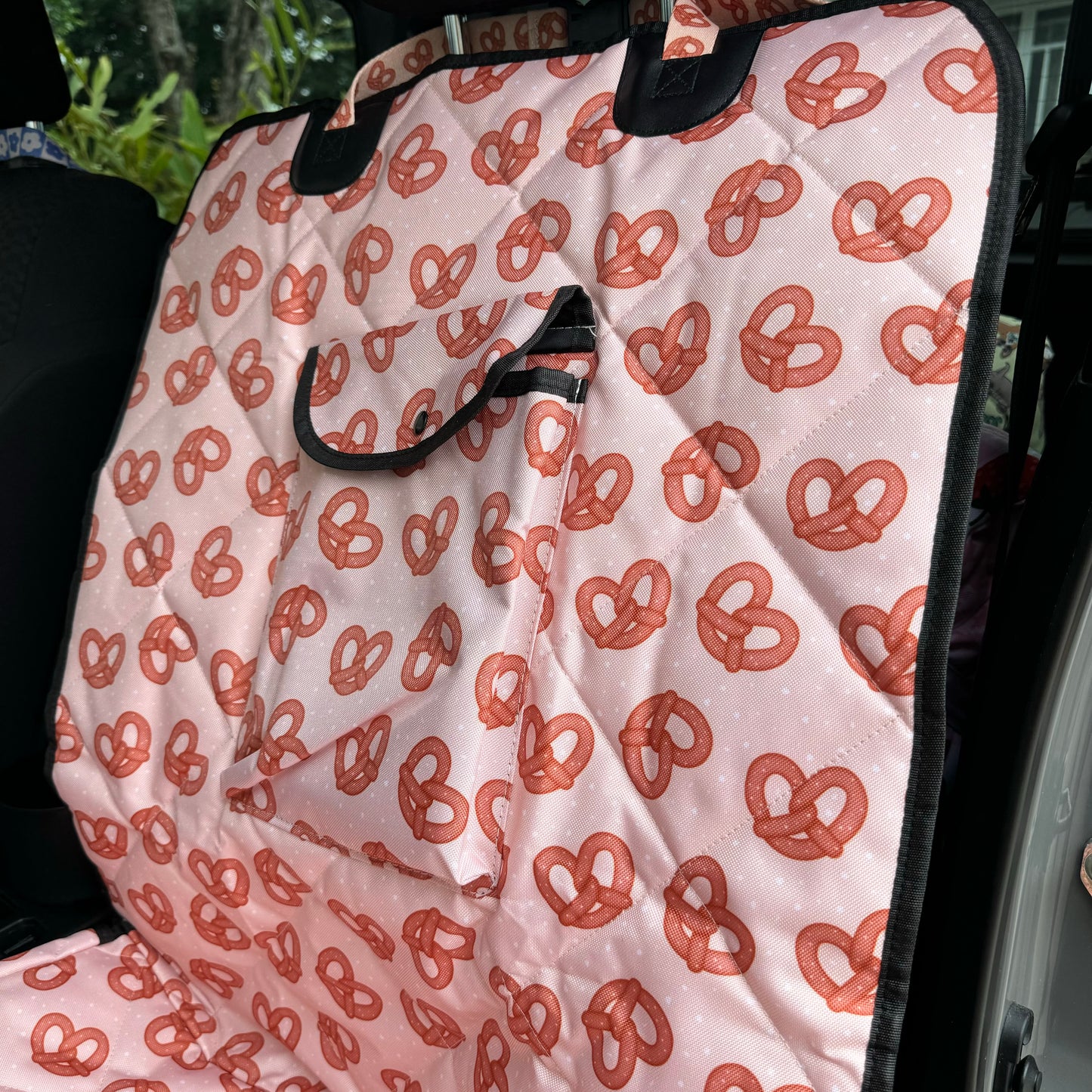 Pretzels: Deluxe Single Car Seat Cover