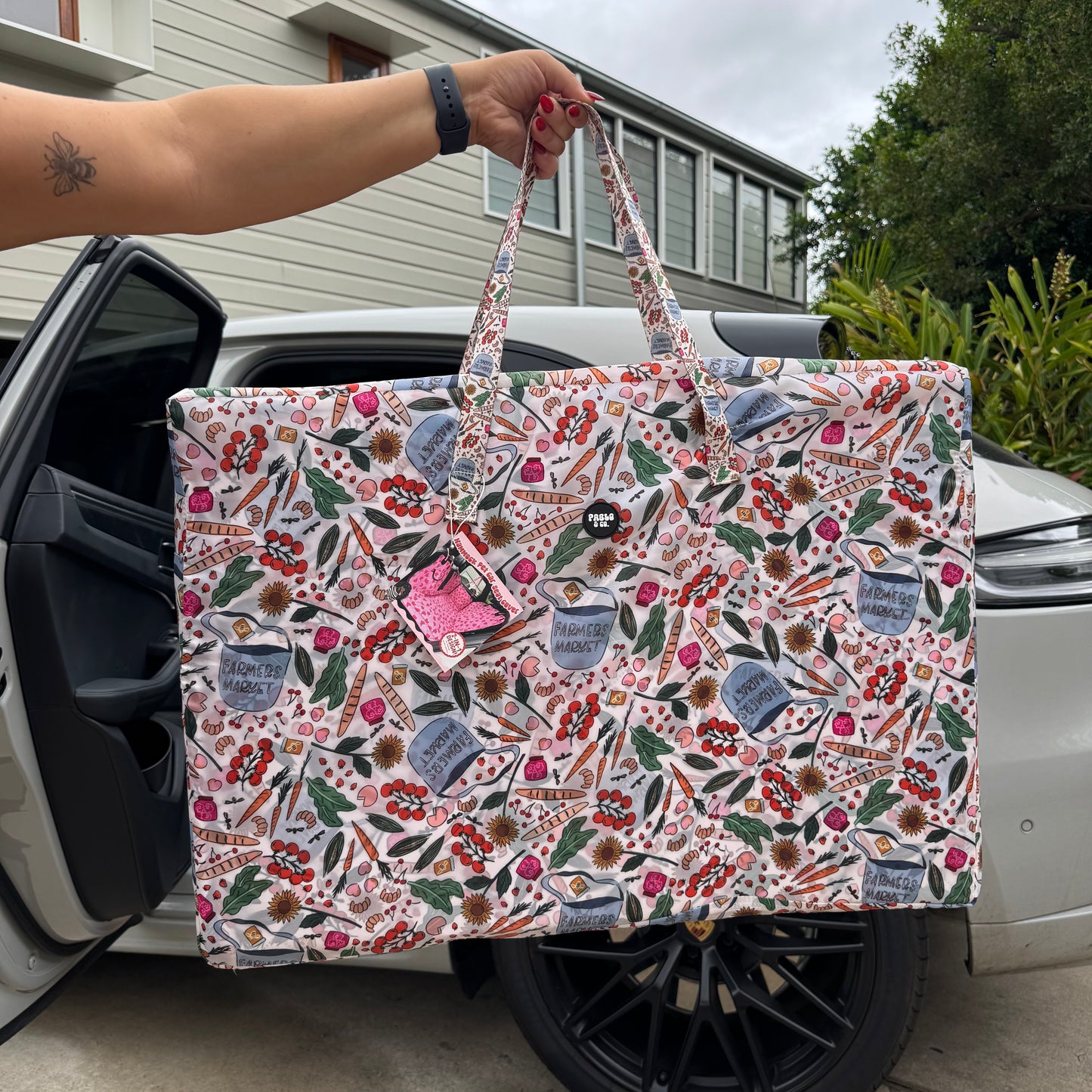 Farmers Market: Deluxe Hard Base Hammock Car Seat Cover