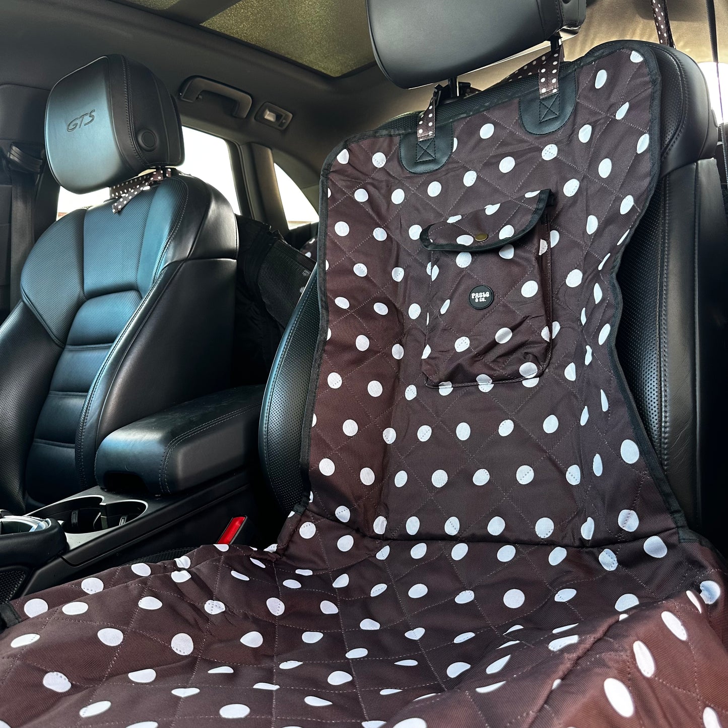 Polka Dots: Deluxe Single Car Seat Cover