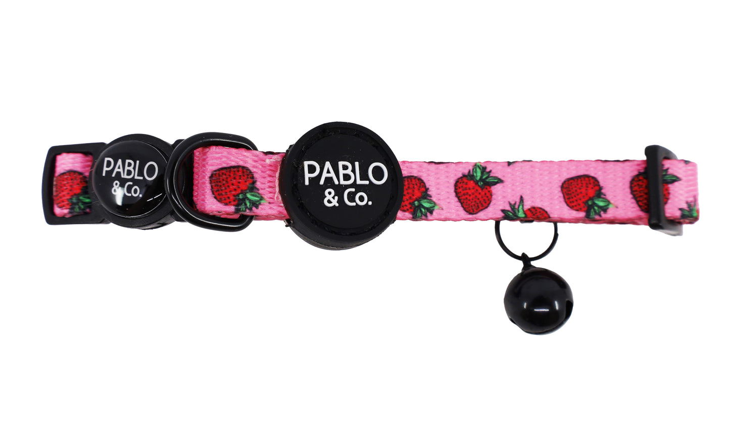 Strawberries: Cat Collar