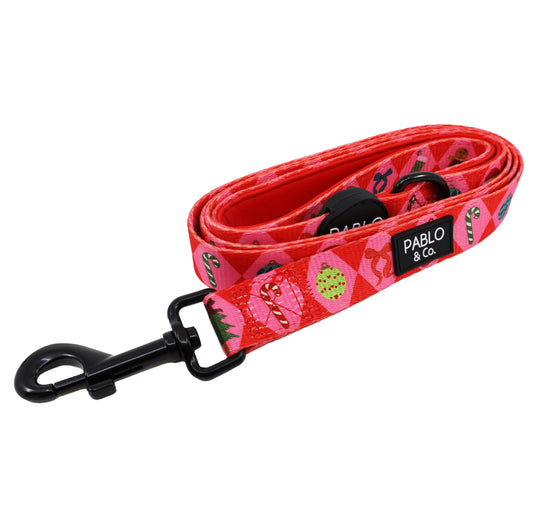 Christmas Cheer: Dog Leash