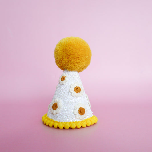 Pablo's Pawty Hat: Yellow Daisy