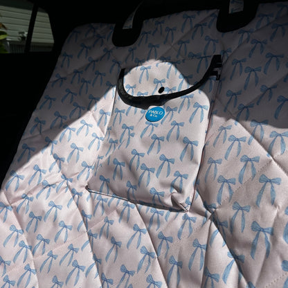 Baby Blue Bows: Deluxe Single Car Seat Cover (no anchor point)