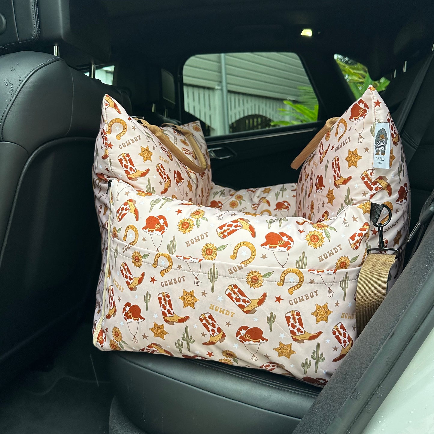 Deluxe Travel Car Bed: Howdy
