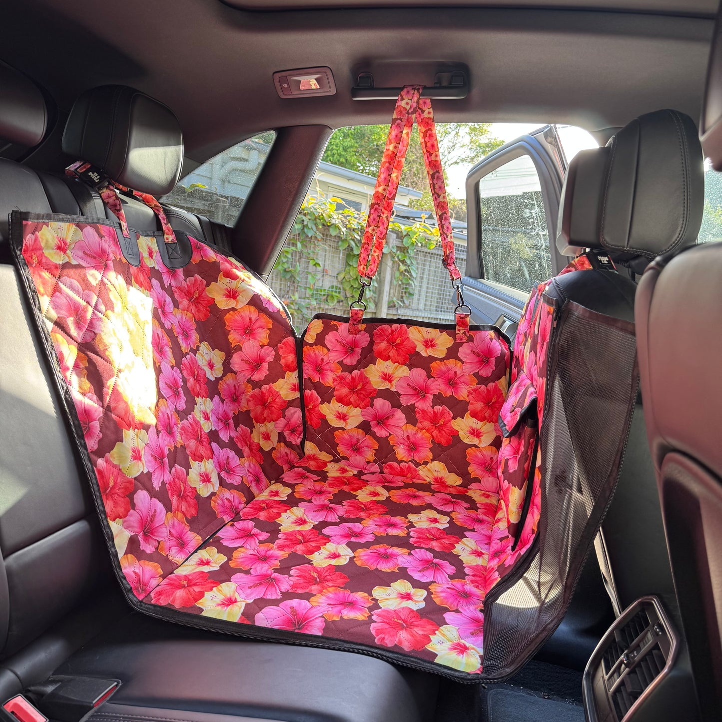 Hibiscus: Deluxe Hard Base Hammock Car Seat Cover