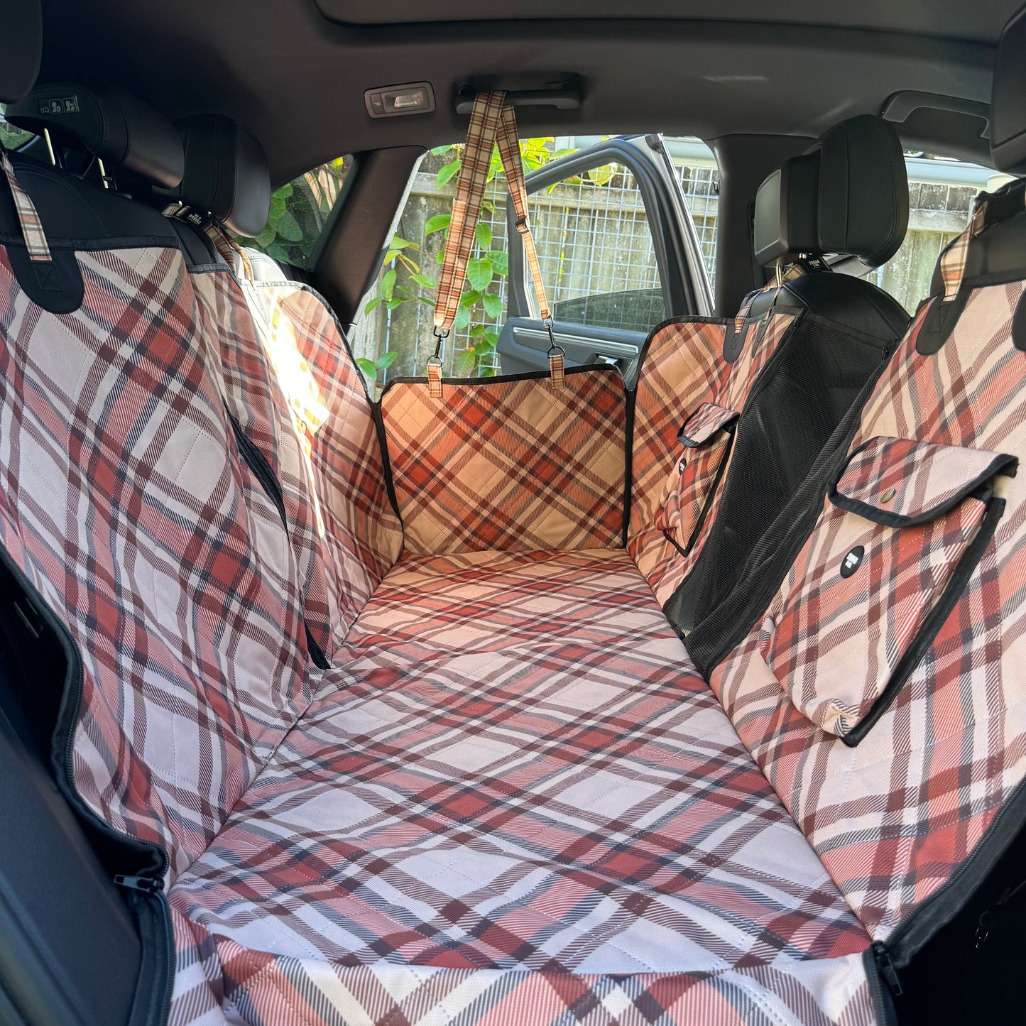 Kensington: Deluxe Hard Base Hammock Car Seat Cover