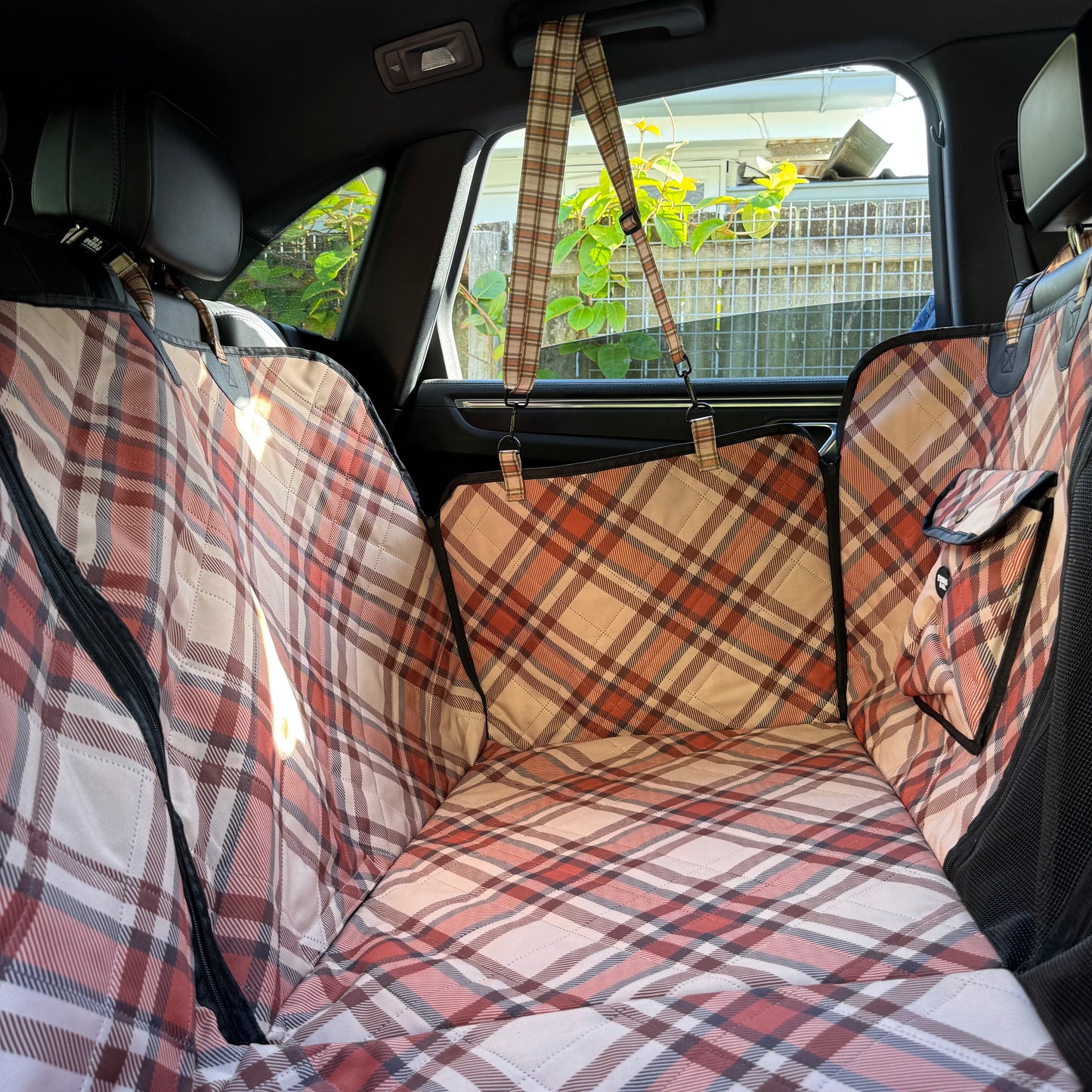 Kensington: Deluxe Hard Base Hammock Car Seat Cover