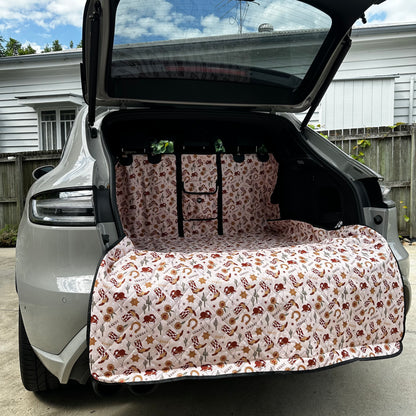 Howdy: Deluxe Car Boot Cover