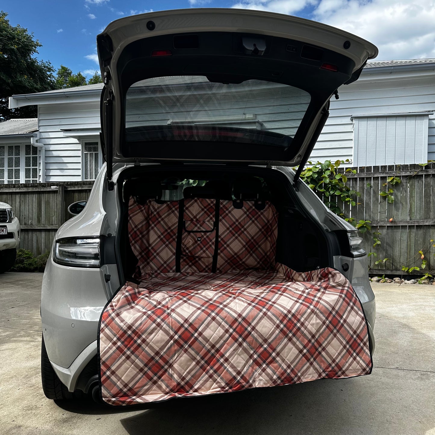 Kensington: Deluxe Car Boot Cover