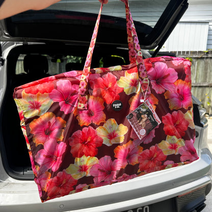 Hibiscus: Deluxe Car Boot Cover