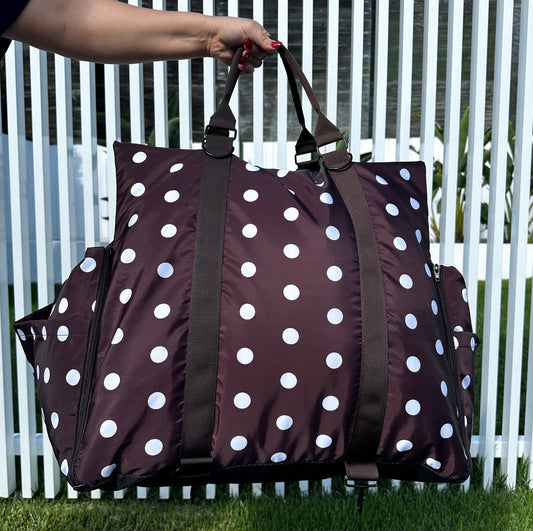 Deluxe Travel Car Bed: Polka Dots