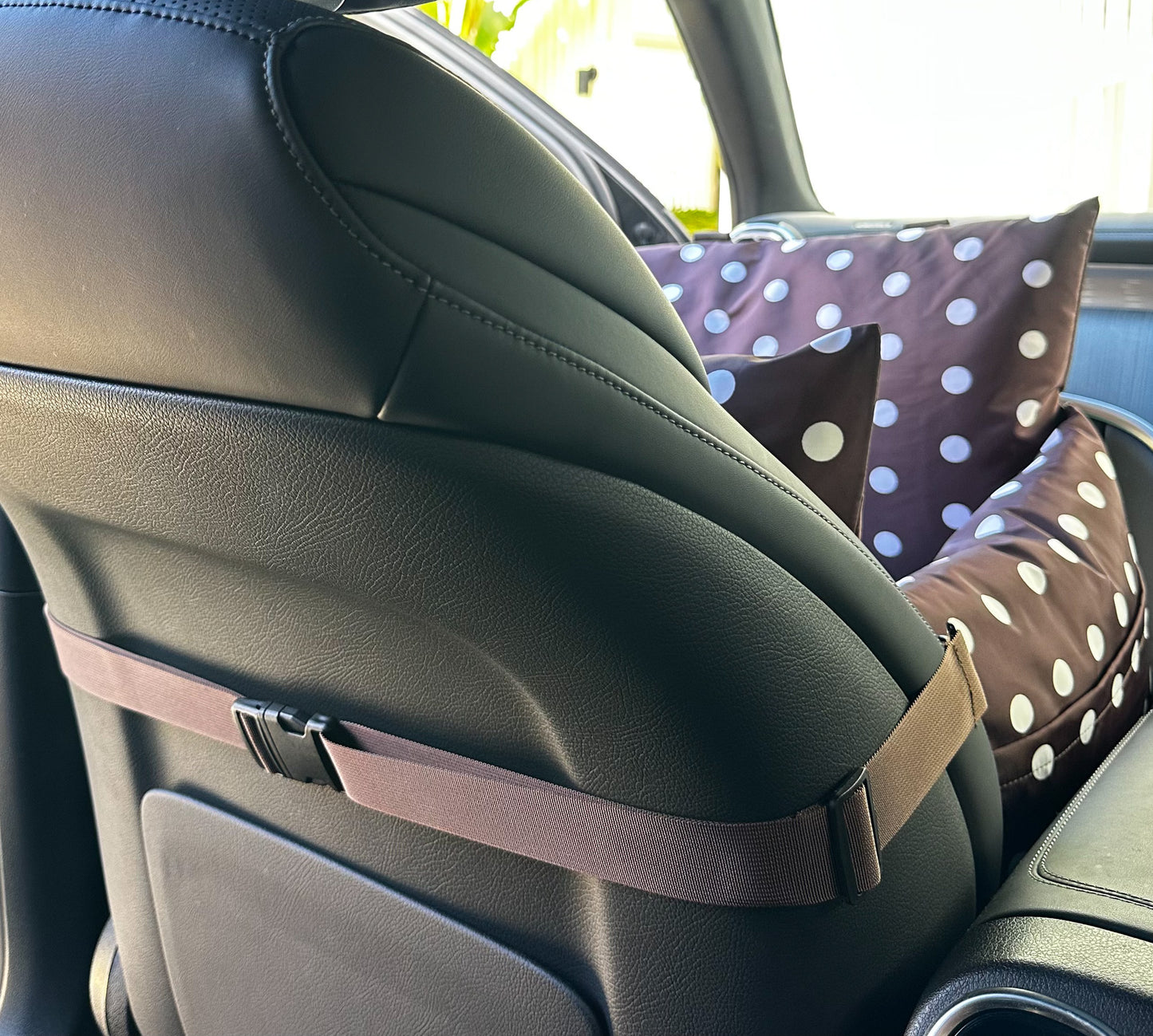 Deluxe Travel Car Bed: Polka Dots