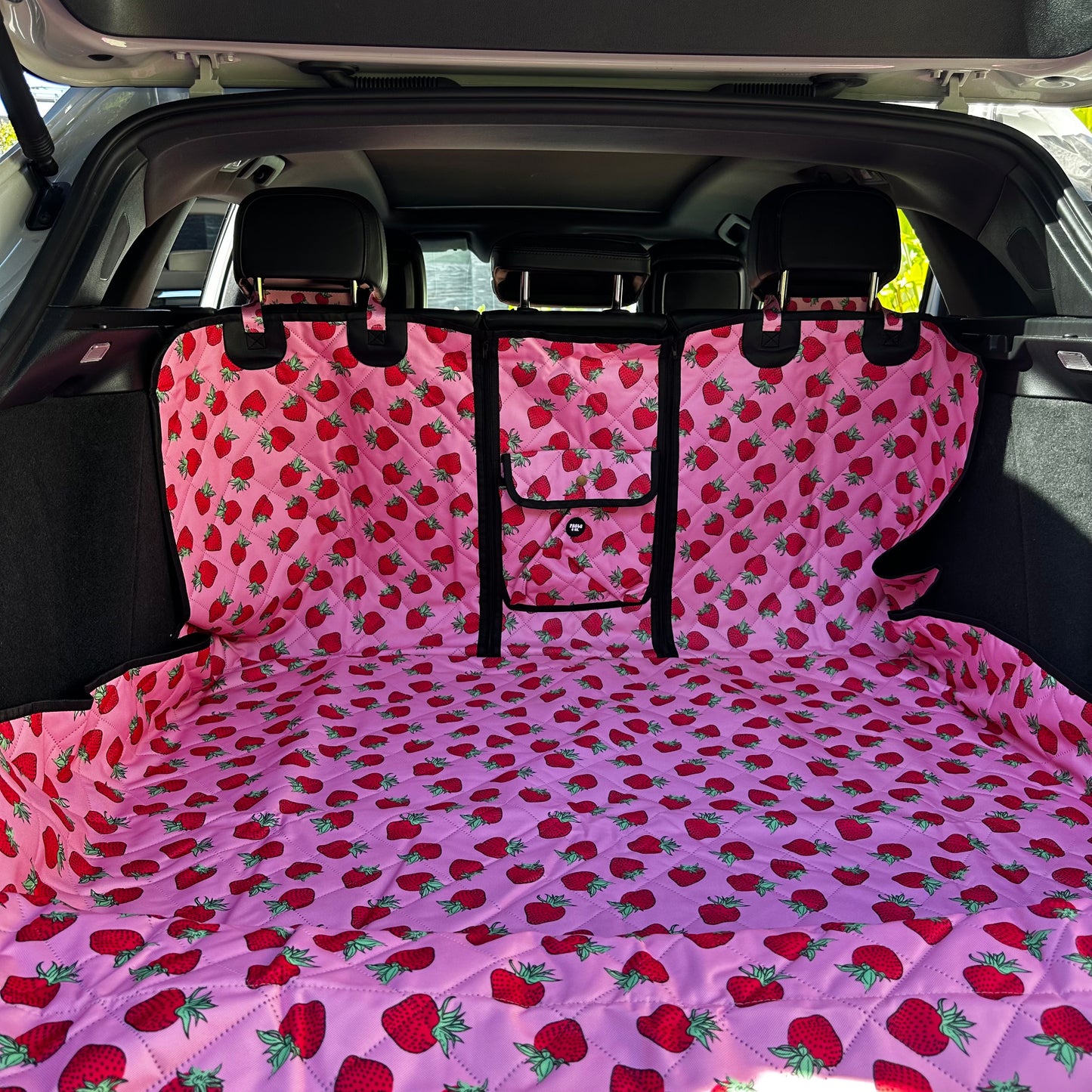 Strawberries: Deluxe Car Boot Cover