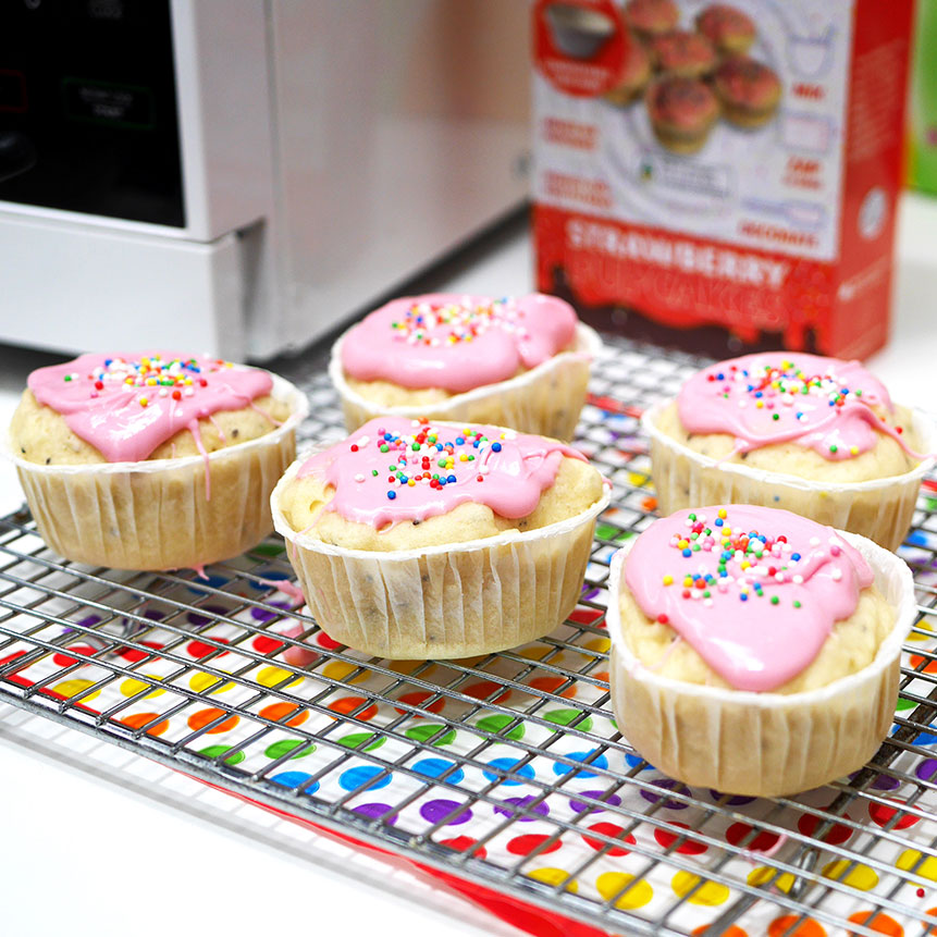 Wagalot: Strawberry Pupcakes Mix