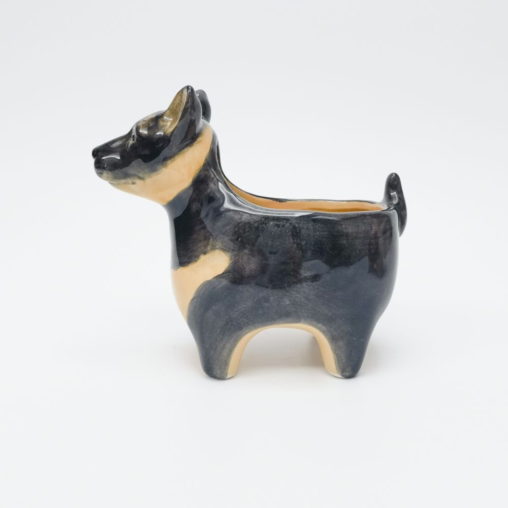 Georgie Dog Planter: Black & Brown