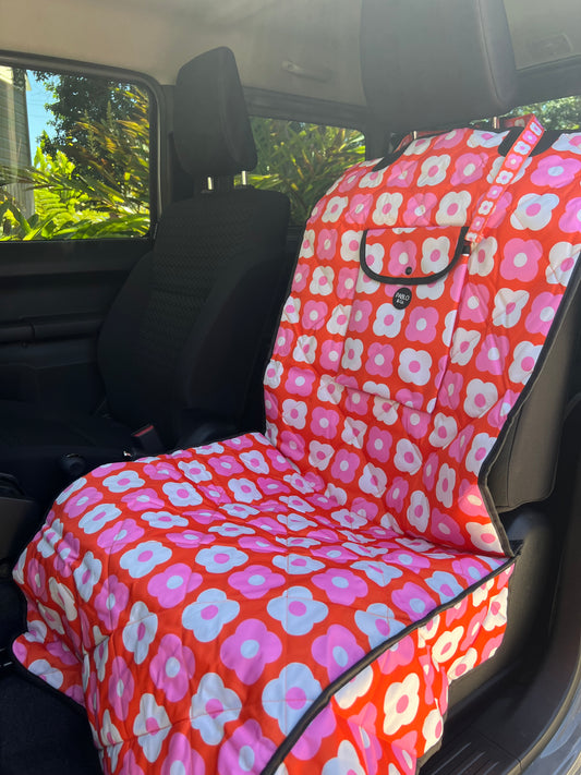 Pink Checkered Daisies: Deluxe Single Car Seat Cover