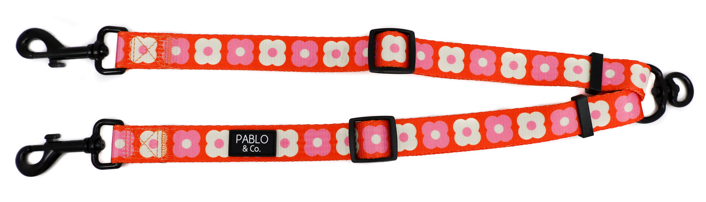 Pink Checkered Daisies: Adjustable Leash Splitter