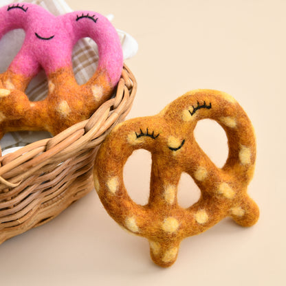 Felt Pretzel Dog Toss