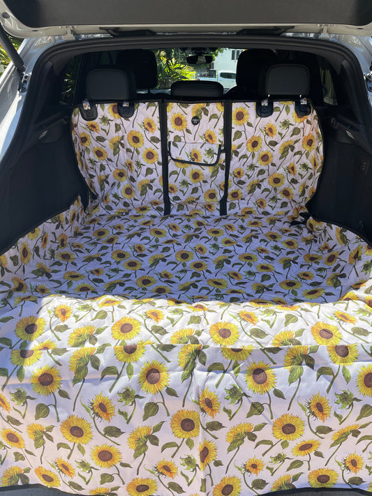 Sunflowers: Deluxe Car Boot Cover